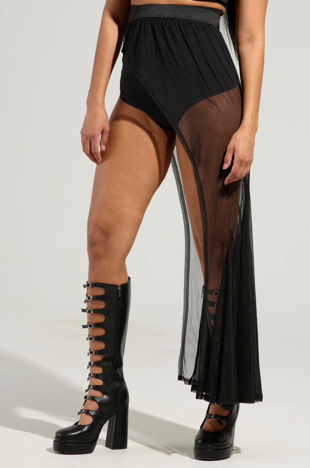 CATCH ME ON A FLIGHT MESH BELT SKIRT