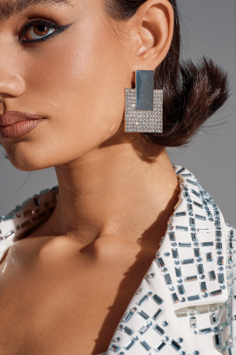 JESS STATEMENT EARRING
