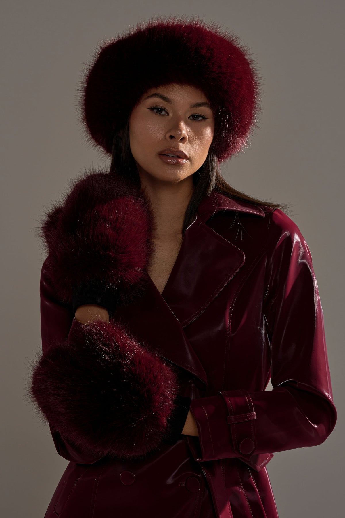ALAIA FAUX FUR MITTENS