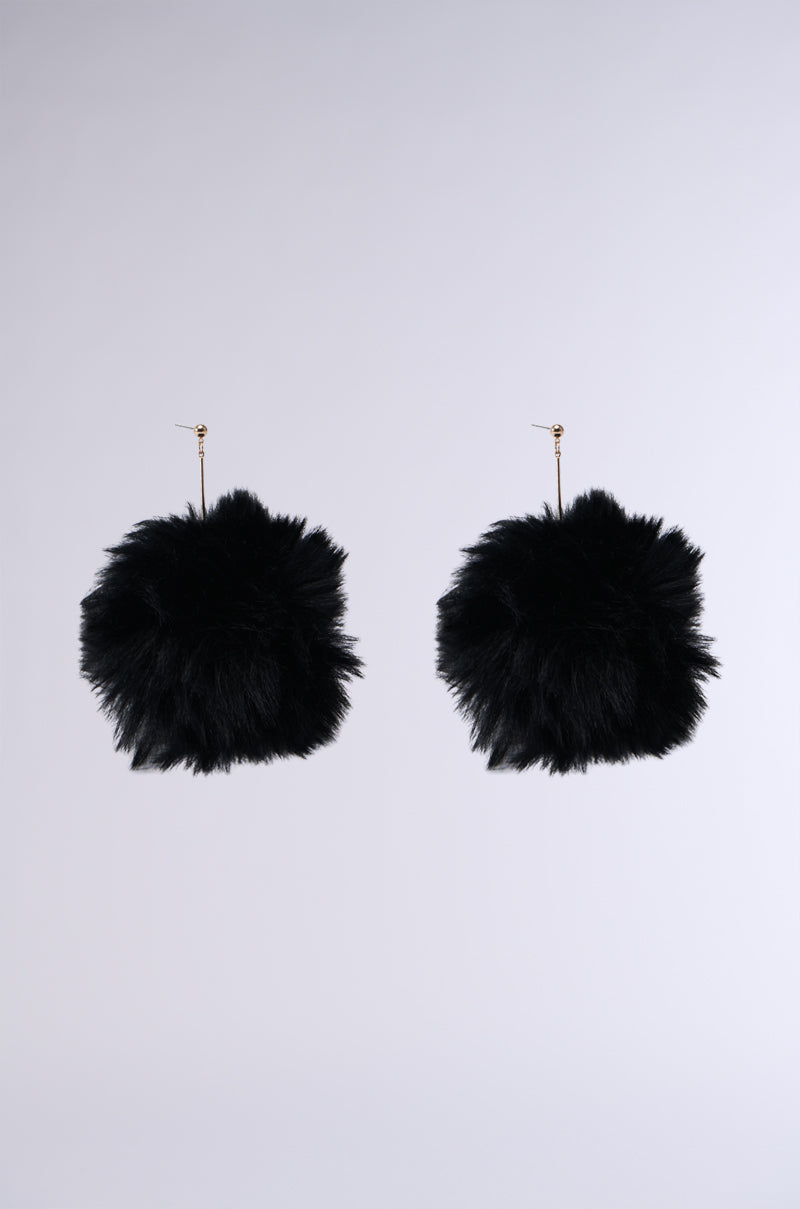 TUNDRA FAUX FUR EARRING