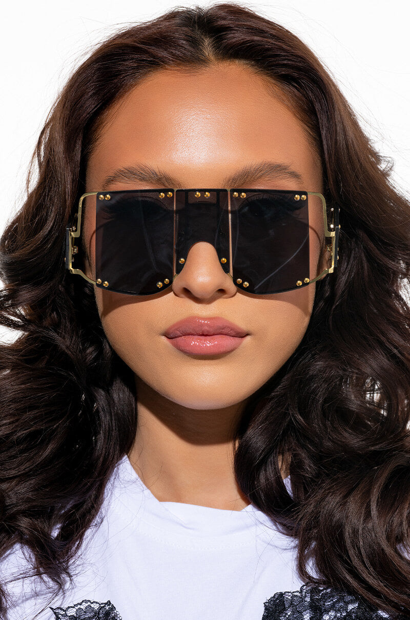 ATL OVERSIZED SUNNIES