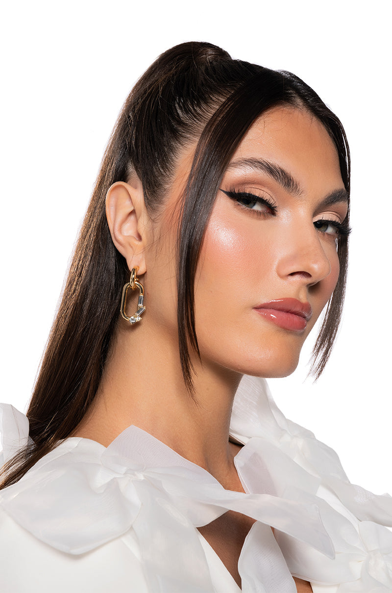 EVERYTHING AND MORE DANGLE EARRING