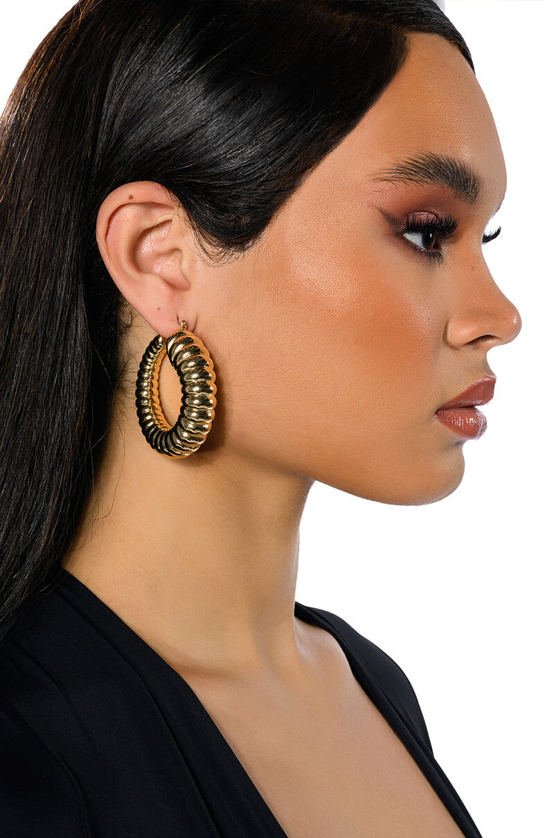 GO TIME TEXTURED HOOPS