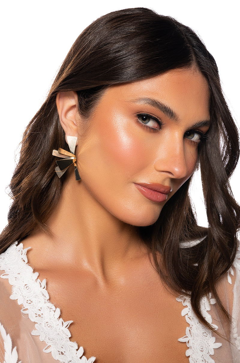 GOLDEN HOUR EARRING