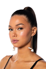 HEADPHONE EARRING