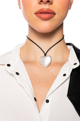 I AM THE TREND NECKLACE IN SILVER