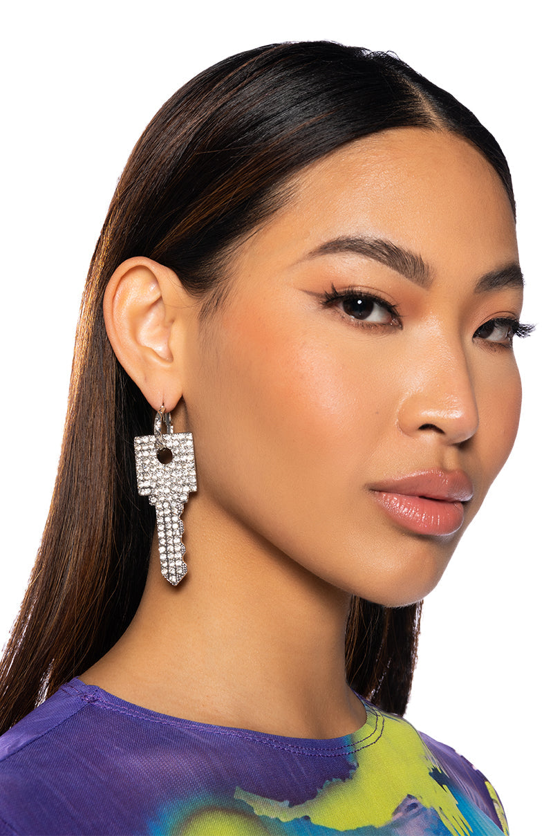 I HAVE THE KEY EARRING