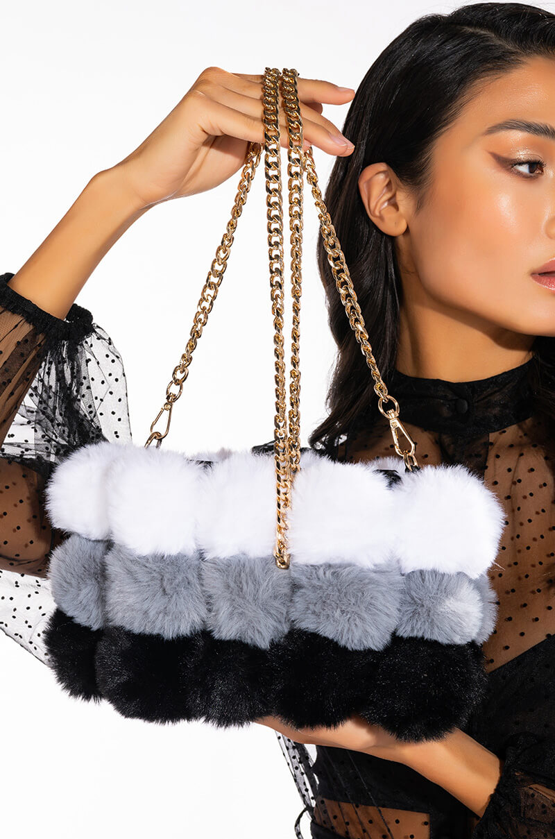 ITS SO FLUFFY FUR BAG