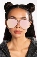 MYOB FLASH SUNNIES