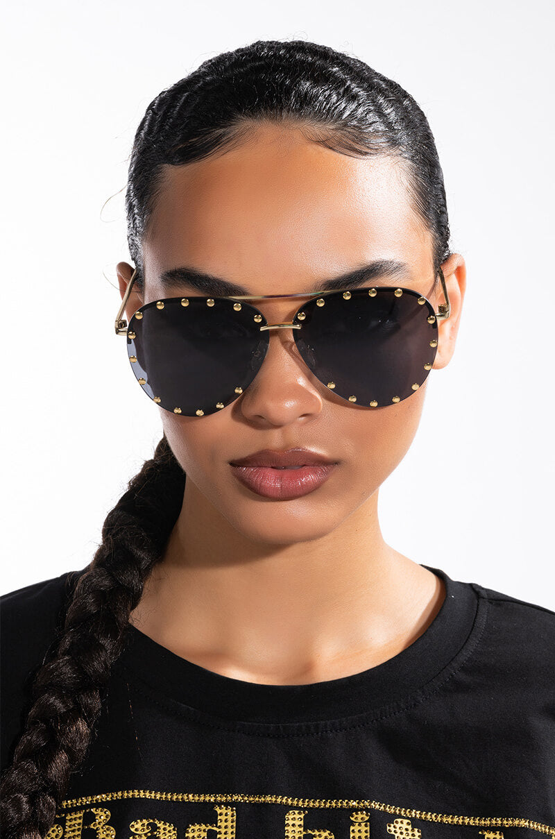MYOB STUDDED SUNNIES