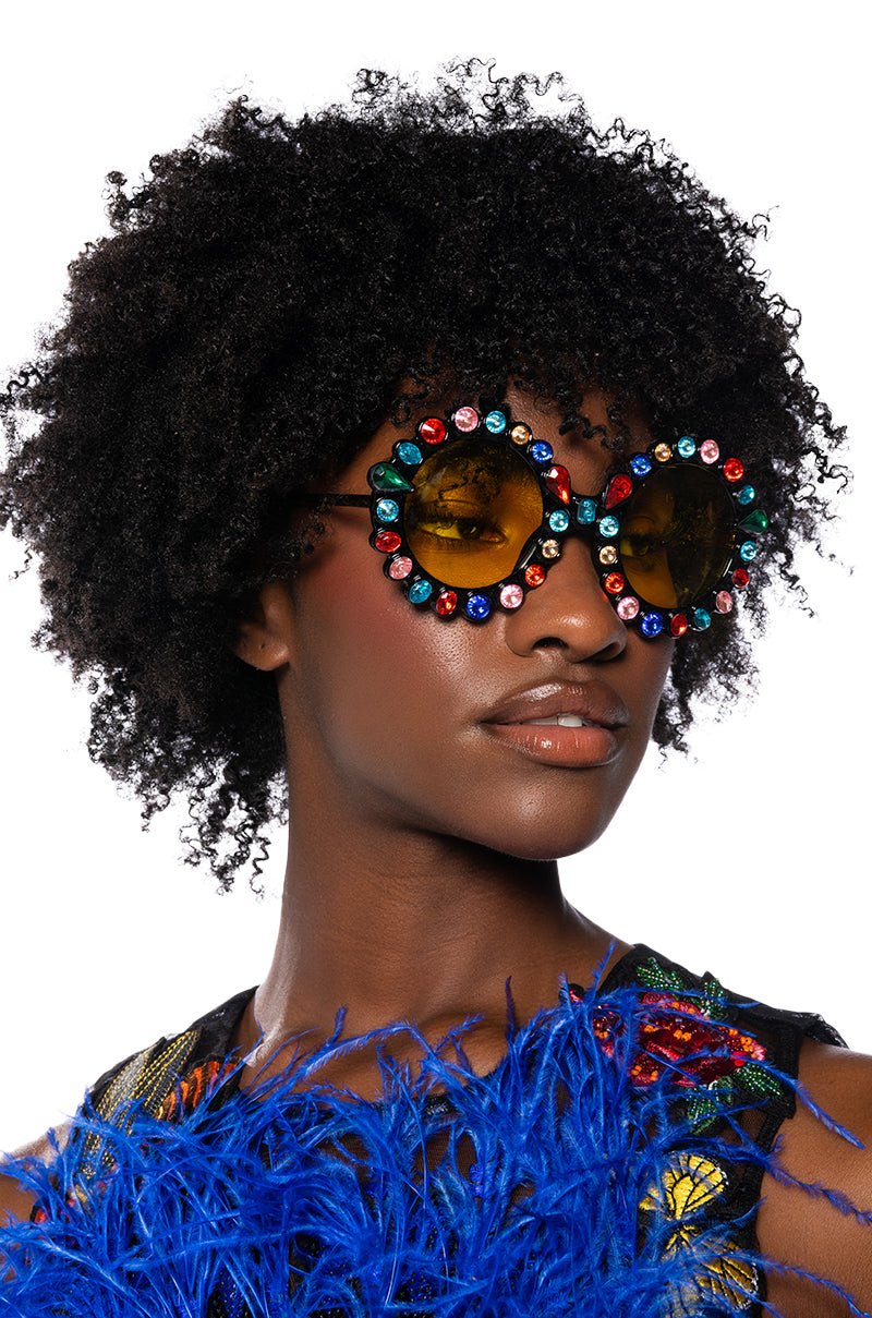 NOLA CIRCLE EMBELLISHED SUNNIES