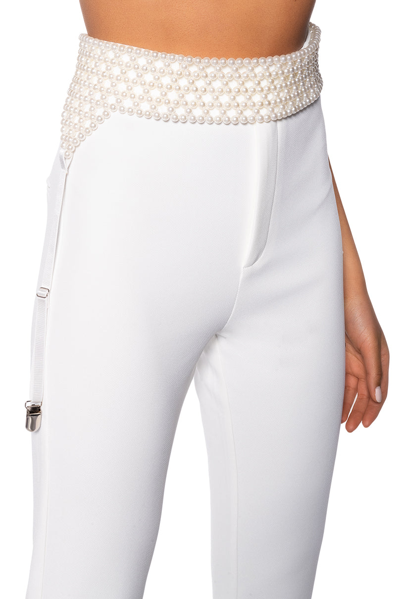 PEARL PLEASE GARTER BELT