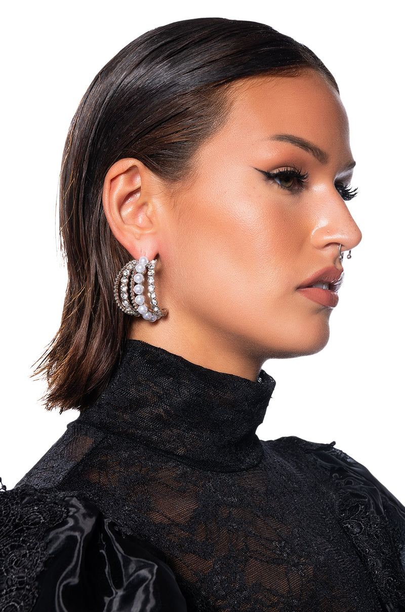 PEARL VISION HOOP EARRING