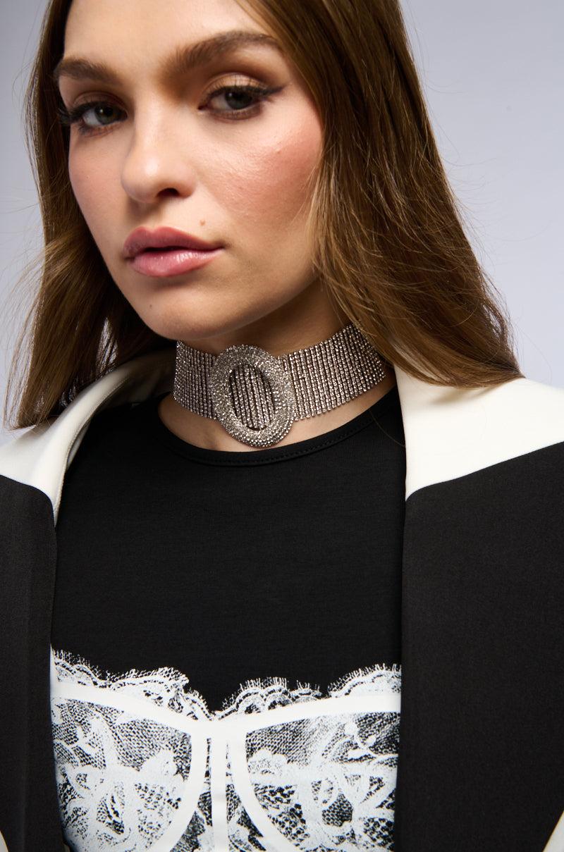 QUEENDOM CHOKER NECKLACE