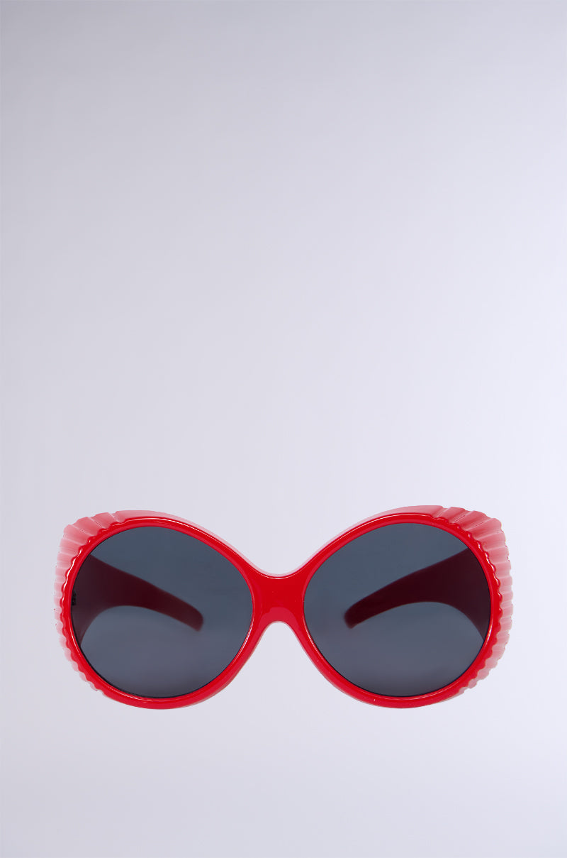 RED-Y FOR ME GLASSES