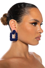 TEXTURED DANGLE EARRING