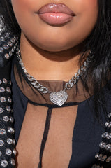 SHOW ME LOVE PAVE HEART CHOKER