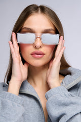 SPACED OUT RECTANGULAR MIRRORED SUNGLASSES