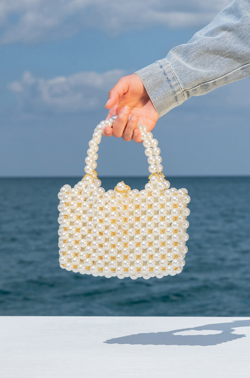 SUMMER LOVERS PEARL BAG