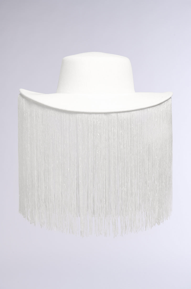 SUPERNOVA FRINGE BRIM HAT IN WHITE