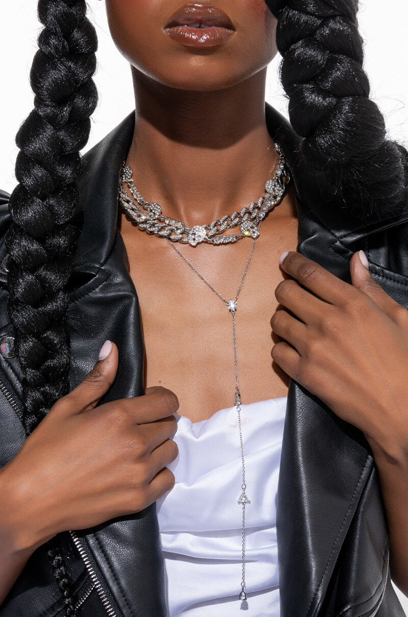 UNBOTHERED SKULL NECKLACE SET