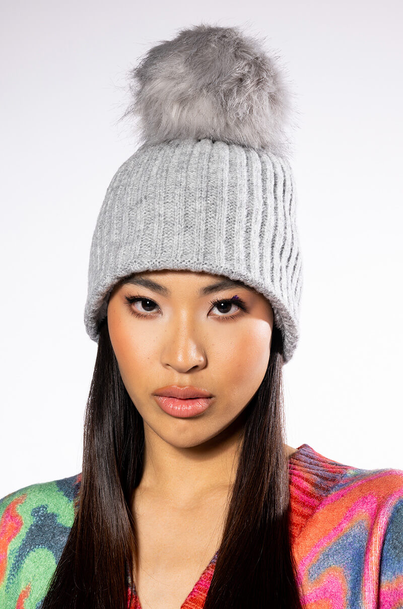 WINTER BEANIE WITH POM